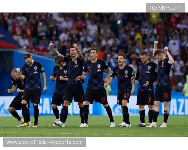 国际足球赛事中，某支球队实力惊艳，击败强敌，国际足球队员