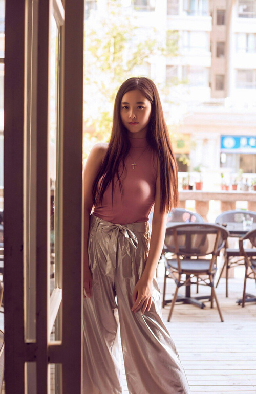 “华金·托比利亚的领导风范与强大责任感，帮助阿根廷美洲狮队巩固防线”